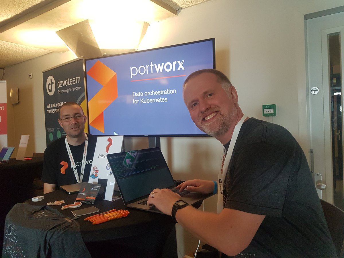 2techie4me's tweet image. Say #cheese - it&apos;s @devopsams and @portwx are happy to do a demo of stateful data orchestration for container workloads at the stand. Come and claim a fab #datagravity tee shirt from us.