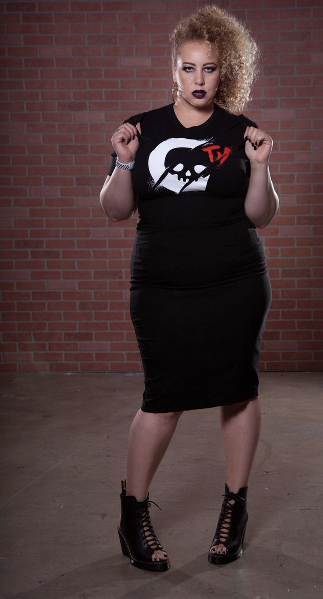 AnastasiaW's tweet image. Final girls have curves too.
@CryptTV #crypttv #cryptcrew #finalgirl #horror