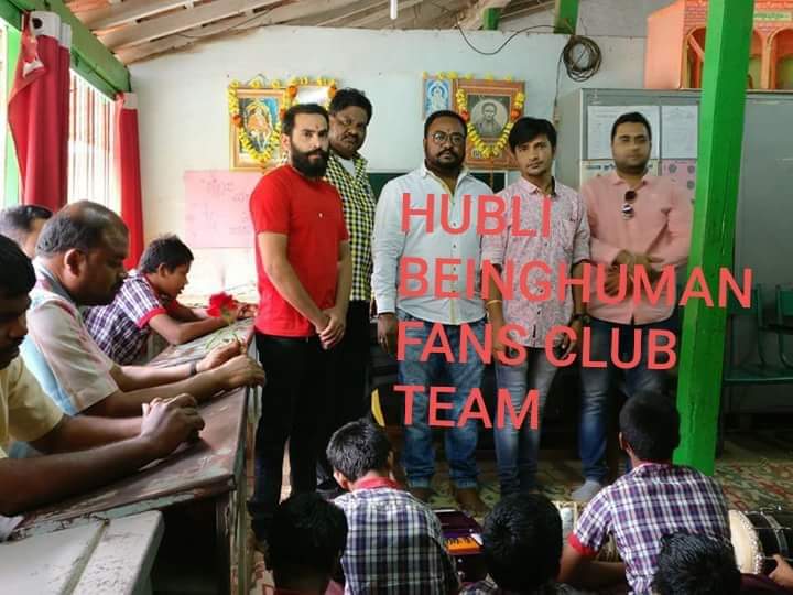 SachinHPujari1's tweet photo. At blind children school
HUBLI BEINGHUMAN FANS CLUB TEAM #CHARITY
#karnataka
#SalmanKhan
#Bharat
#bombaytimes
#reelifeproduction
#redfm93
@BeingSalmanKhan
@SKFilmsOfficial
@salmanuniv https://t.co/OcKras4BI3