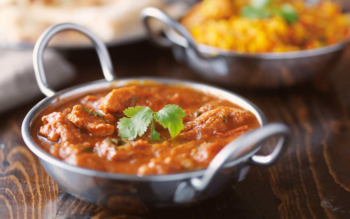 There's something about warm freshly cooked meal made from scratch - the colours and aromas just enhance the dining experience so much - BOOK A TABLE - buff.ly/2WLqiaM | #indian #curry #restaurant #indiancuisine #woburn #woburnsands #buffet #takeaway #lovemk #miltonkeynes