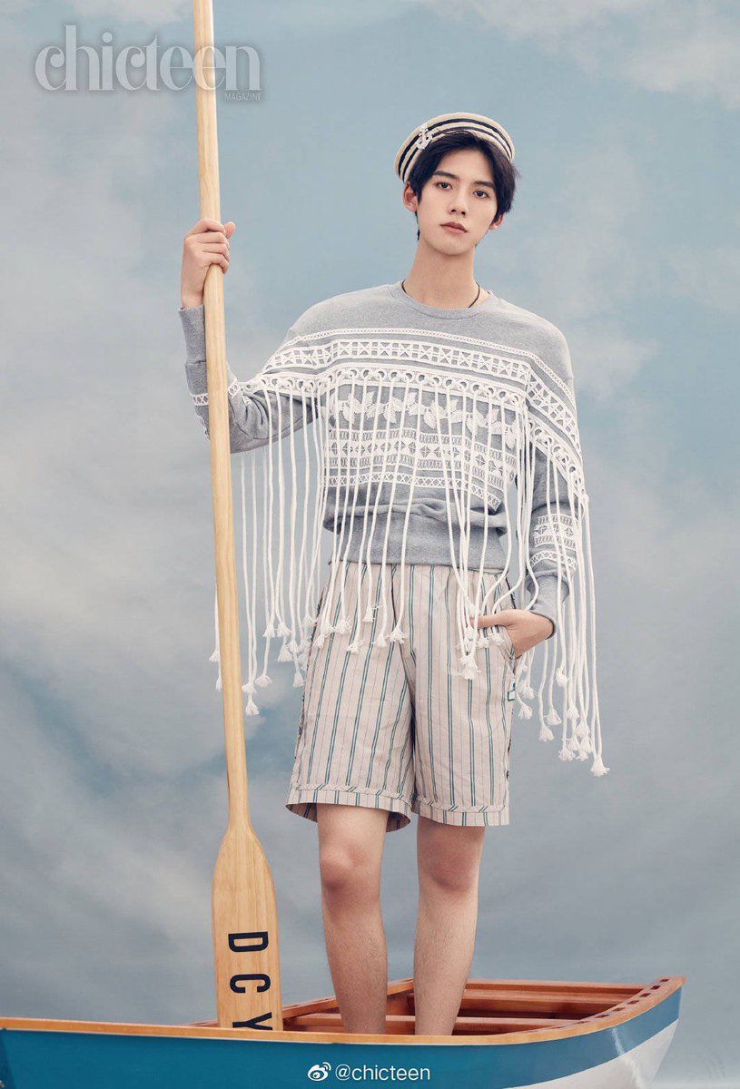 iWhale_preorder's tweet photo. pre-order🍑นิตยสาร CHICTEEN ปก
#海洋五子 #Ocean5 ฉบับเดือน 7
💙ราคา 190 บาท/เล่ม
💙นิตยสาร+โปส 1 ใบ (เลือกได้)
🐋โปสมีแบบวงและแบบเดี่ยว
☁️ซื้อหลายเล่มถูกลงนะคะ
โปสมีจำกัดสนใจdmค่าา
#shizhan #dengchaoyuan #wangze #yaochi #chentao #施展 #邓超元 #姚弛 https://t.co/224ix804mE