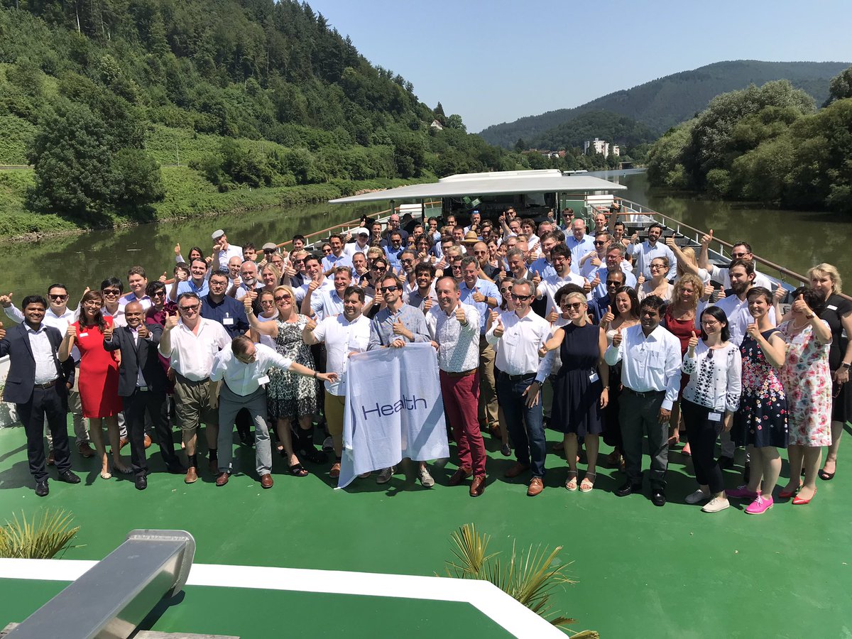 MichaelReiterPR's tweet photo. Sehenswert! In unserem Video beschreibt Dr. Adrian Schomburg, CEO #Eisbach #Bio, Preisträger @EIT_Health_de #Headstart #Awards #SHIP19, den innovativen Ansatz zur molekularen Tumortherapie: https://t.co/iH3I0l1uw9 https://t.co/zcmoNTu9bo