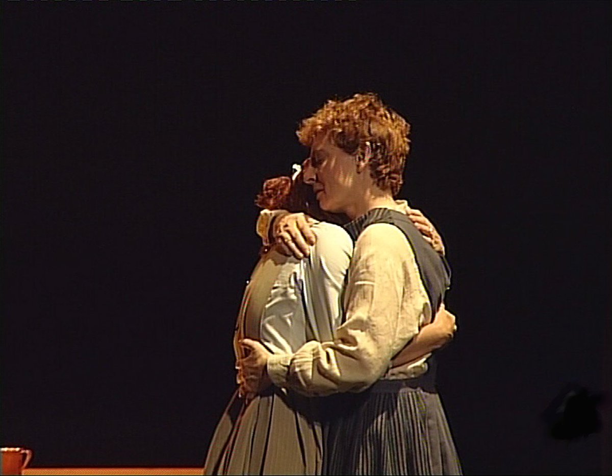 cdaem's tweet image. Hemos seleccionado una docena de obras de nuestra Teatroteca que hablan de un derecho amenazado, la libertad de amar sin miedo. En estos días, se celebra en Madrid la Fiesta del Orgullo. Para seguir avanzando, para no retroceder: teatroteca.teatro.es/opac/#resultad…