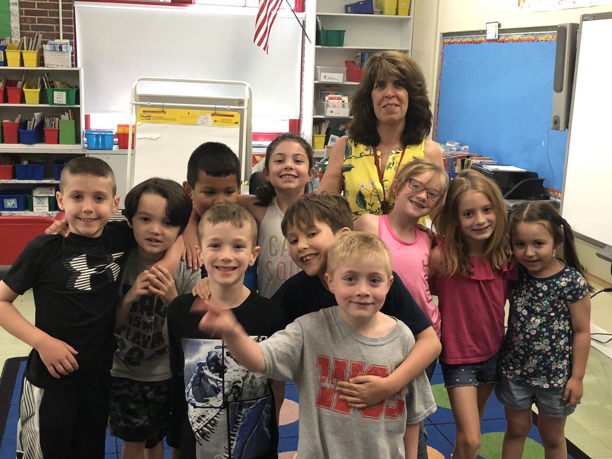 WOSnews's tweet image. @MrsSchaeferRm1 #msrossiWOS @Mrs_SommersWOS #msberubeWOS