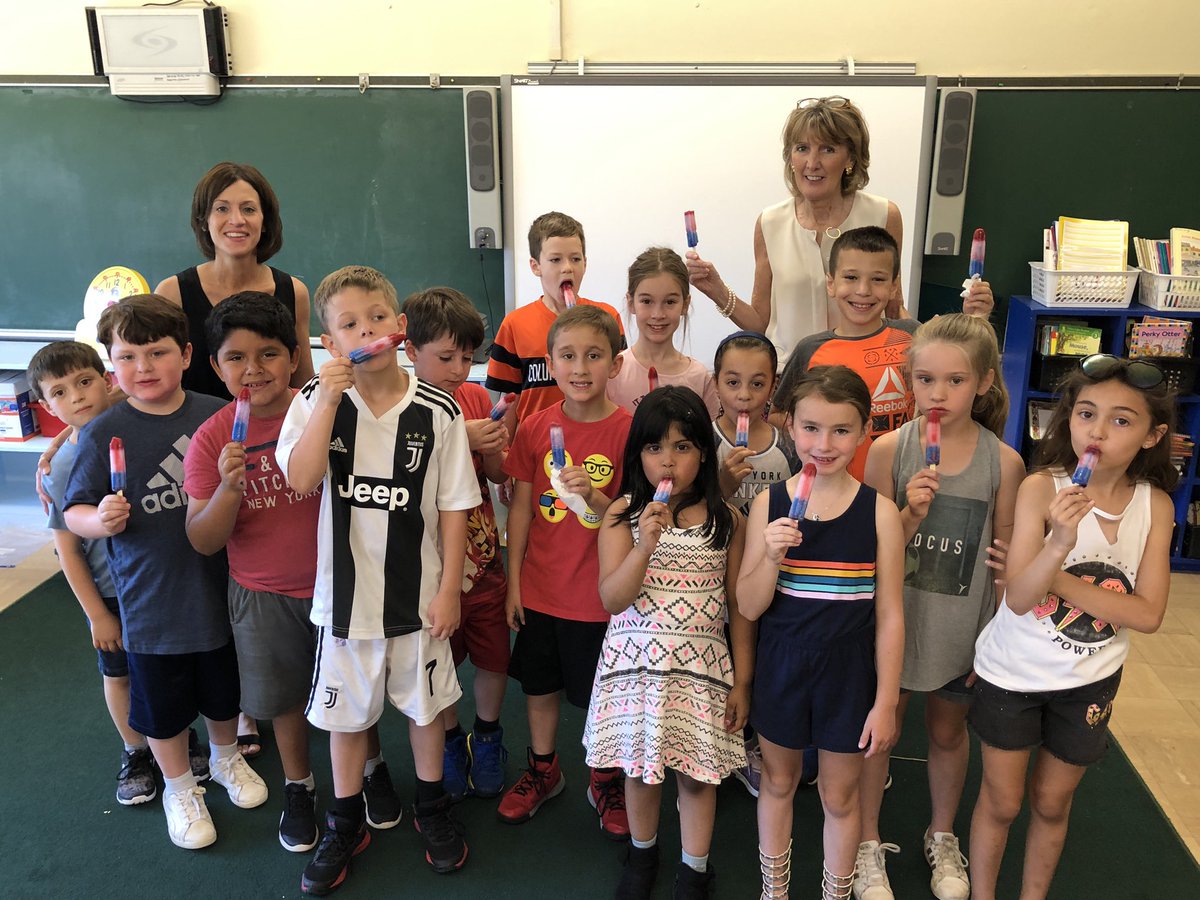 WOSnews's tweet image. @KerryCassetti64 @MsZatargasClass #mrsbartellWOS @boos2fanning