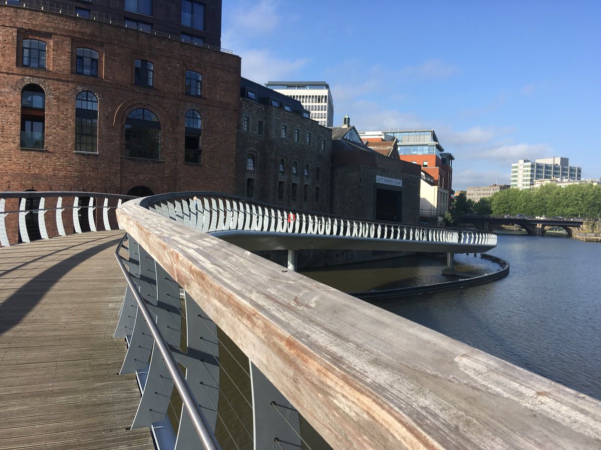 CovellAndrew's tweet photo. There are worst walks into work.... https://t.co/4m82qALgBq