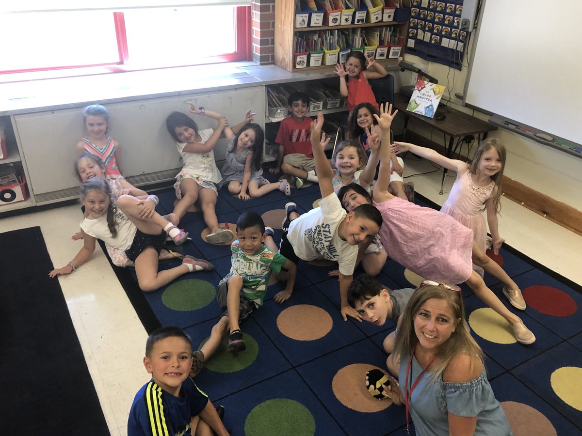 WOSnews's tweet image. @CaralynCosgrove @MrsBenaquista @GuntherArthur #mrspenoWOS @mrsyelin