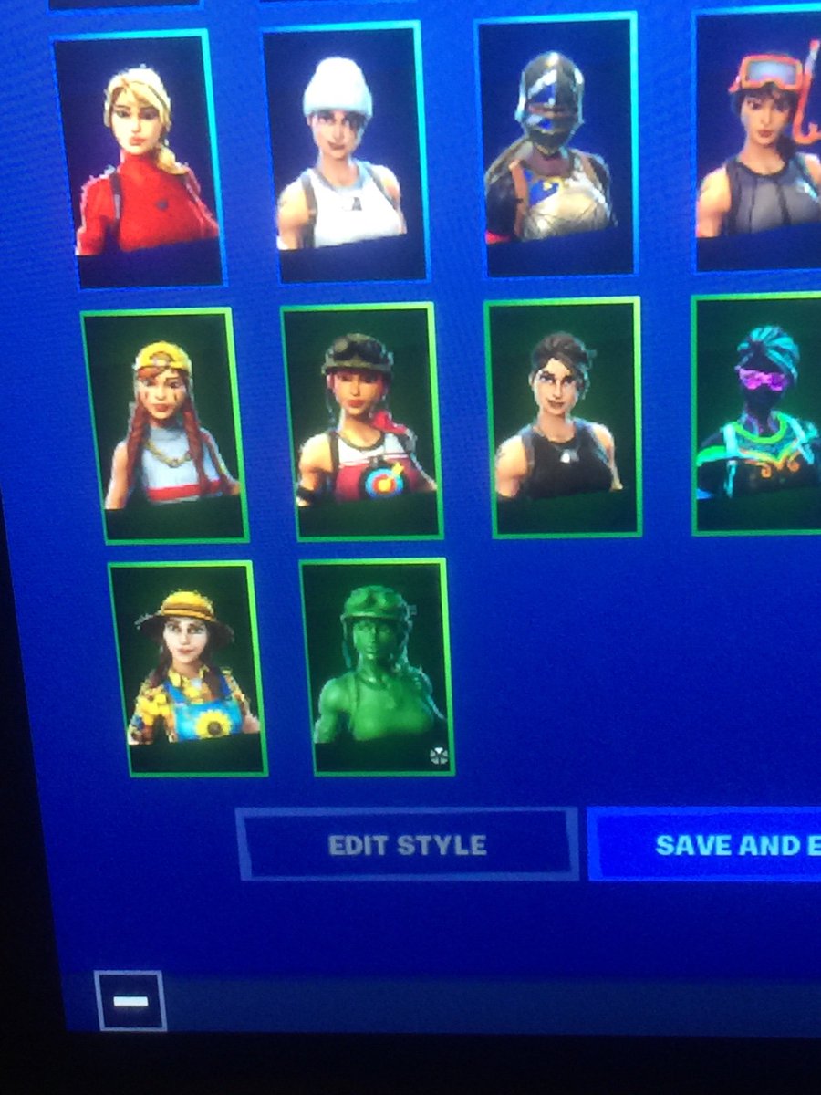 Josh13420451's tweet photo. Trading black knight semi stacked mako glider #fortniteaccounts #blackknightaccount #fortniteaccountsfortrade #fortnitetrade ngf I have in gamd proof https://t.co/VZDEsn3XU0