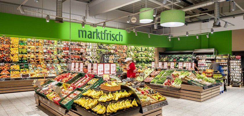 LEDMagazine - Duitse supermarkt heeft primeur met E-Line Next LED van #TRILUX ledmagazine.nl/nieuws/i18836/…