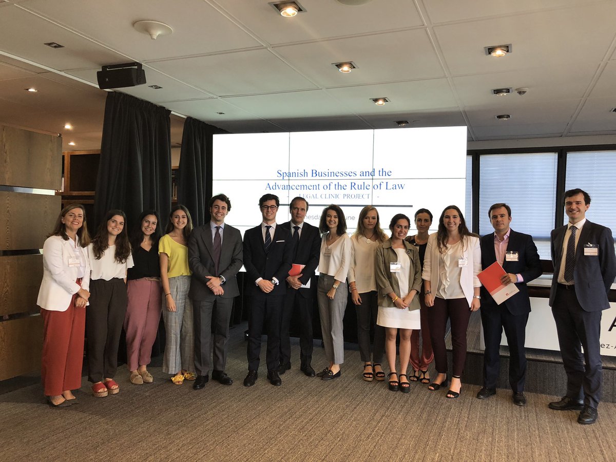 CarmenPomboMor's tweet photo. Working group with @IElaw @IEuniversity @redCjuridicas business for the #ruleoflaw #B4ROL #ResponsibleLawyering @FundacionFPombo @gomezacebopombo @Matwin83 https://t.co/1hIpS7v2E5