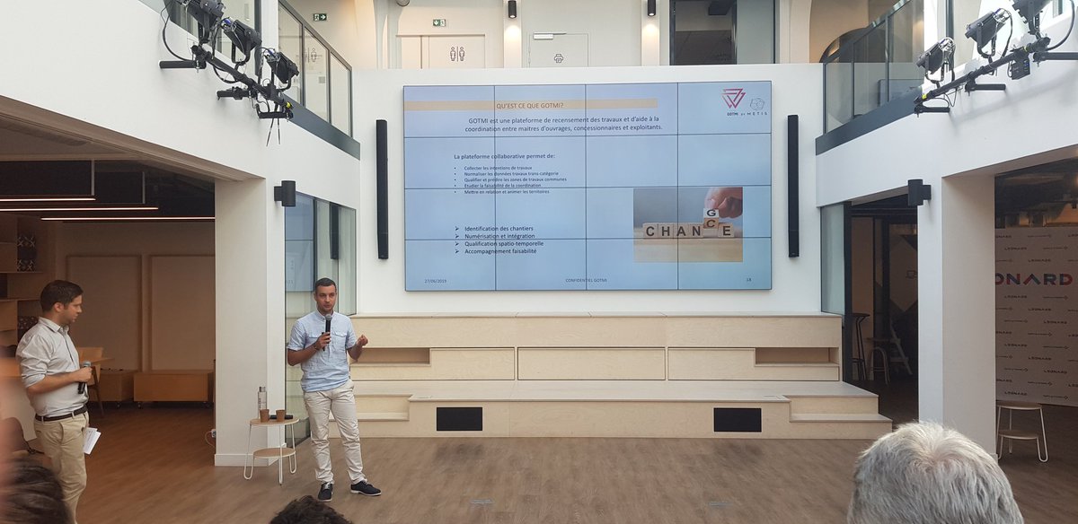 En cours de pitch de #GOTMI_io @amwinmikoz <a href="/WeAreLeonard/">Leonard</a>