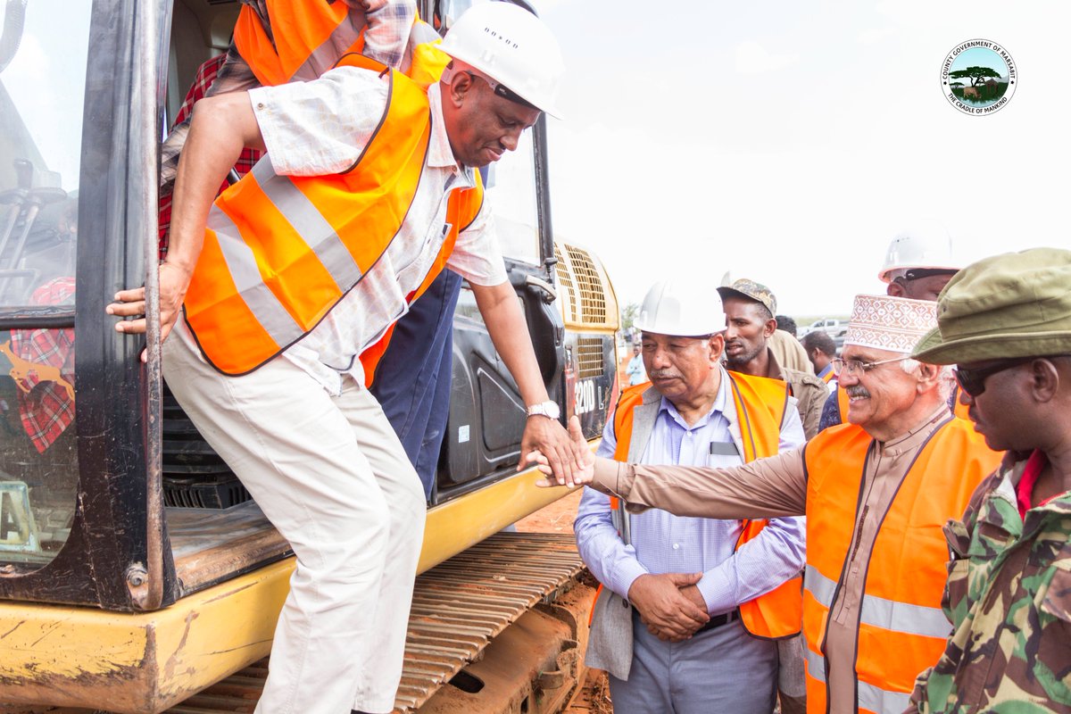 GovMohamudAli's tweet photo. Sololo level 4 hospital will boost healthcare and the economy of the area. We laid the foundation stone of the facility which is expected to be completed in a year's time. We thank STAR of HOPE Association for their continued support. https://t.co/CGzXOuiHMh