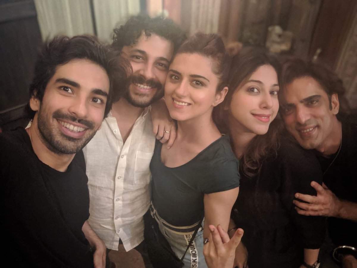 iRidhiDogra's tweet photo. What you choose is what your life will turn into. I choose happiness in the people, places and my plate. 😂
Thanku @AdditeMalik cheers to you @simplekaulpics and #thehomemadecafe https://t.co/ePzUE1XBvt