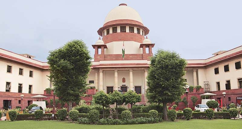 lawzmagazine's tweet photo. SC refuses to entertain plea for CBI probe into murder of UP bar leader
#legalnews #legalupdate #SC #CBI #UP #barleader
To read more go on
https://t.co/BrqIQ8xkgs https://t.co/OpQHEYD5SQ