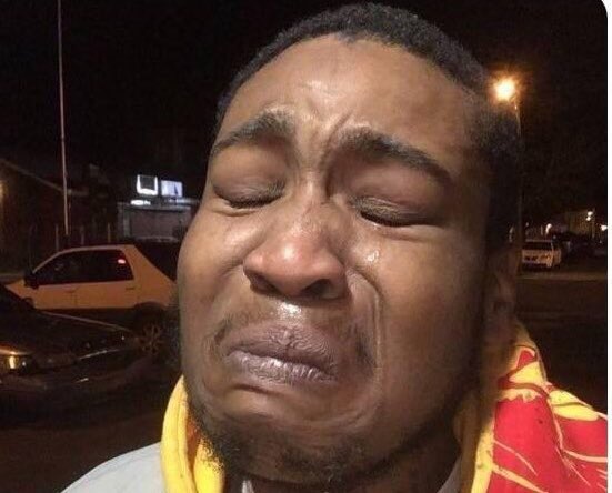 PhanueljrTendai's tweet photo. Drop a song lyrics that hurt you the most.🤧 https://t.co/eoduQVfHdz