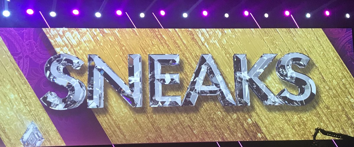 BrettDonnelley's tweet photo. Great to see my boy Aman kill the Augmented Reality Demo on stage with Julia Morris #AugmentedOffers #adobesymp #Adobe #DigitalExperience https://t.co/NSueoWygQr