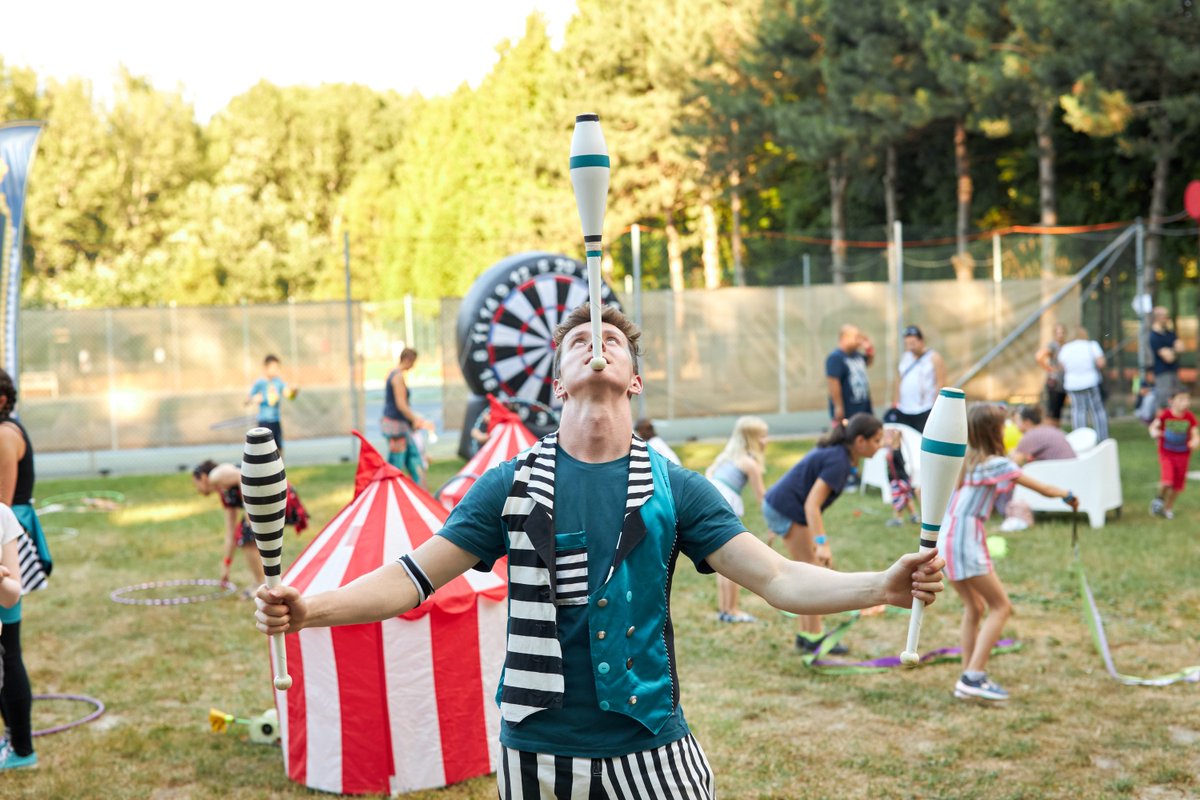 MedirexGroup's tweet photo. We exchanged white cloaks and lab rooms for a circus world full of art during the MEDIREX GROUP DAY on last Friday and together we strengthened the team.
#medirex #groupday https://t.co/97b3IzOR2i