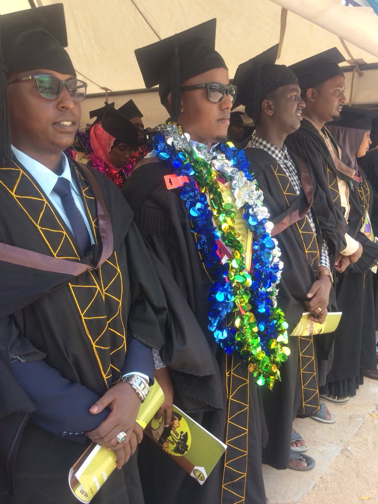 GarissaUni's tweet photo. Congratulations graduates class of 2018. #GaU1stGraduation https://t.co/FugzMAhKBK