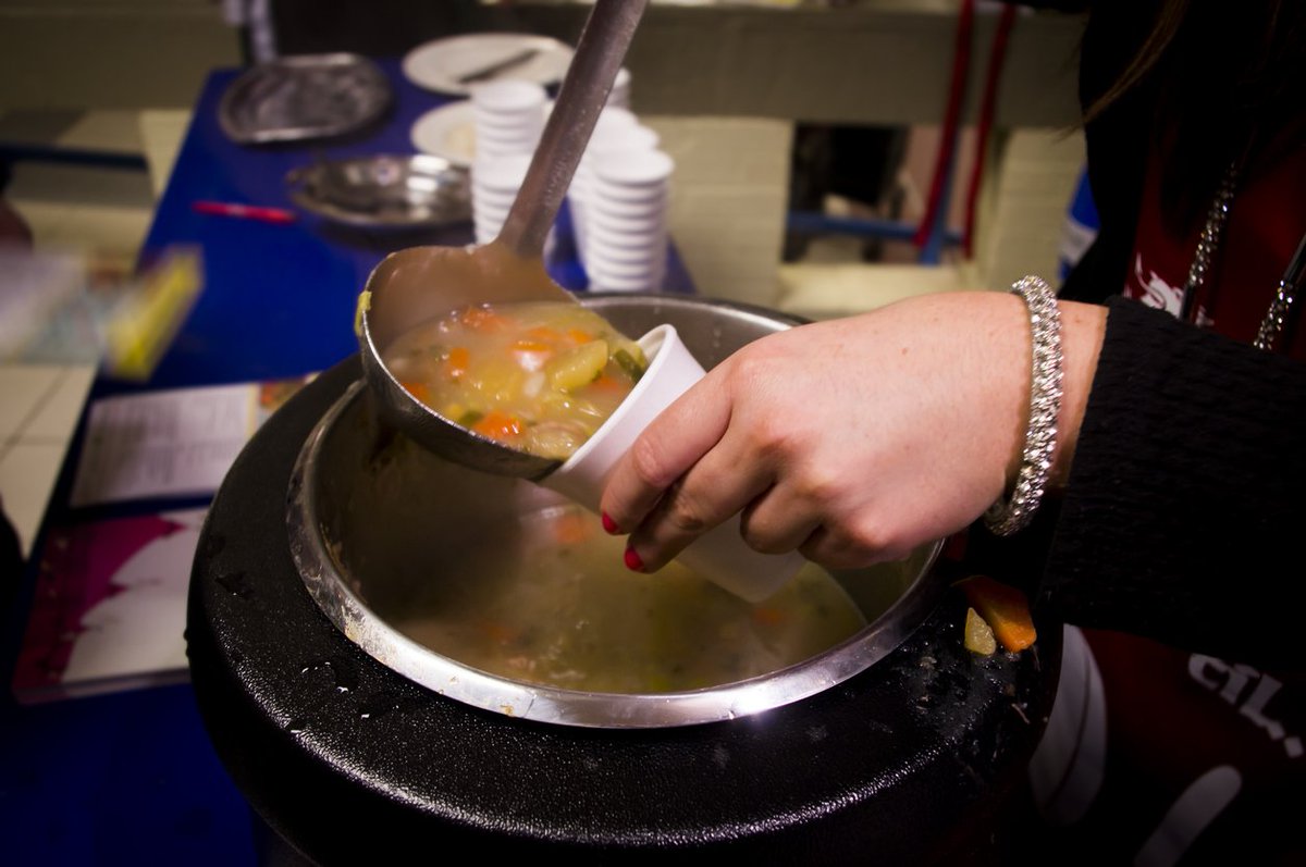BBCNolan's tweet photo. Also on @StephenNolan -
A soup kitchen in Belfast has seen demand for its service rise 10 fold over the last two years. What does that say about the society we live in?
📞 03030805555 | 📲 81771 https://t.co/0zR6i2QxfL
