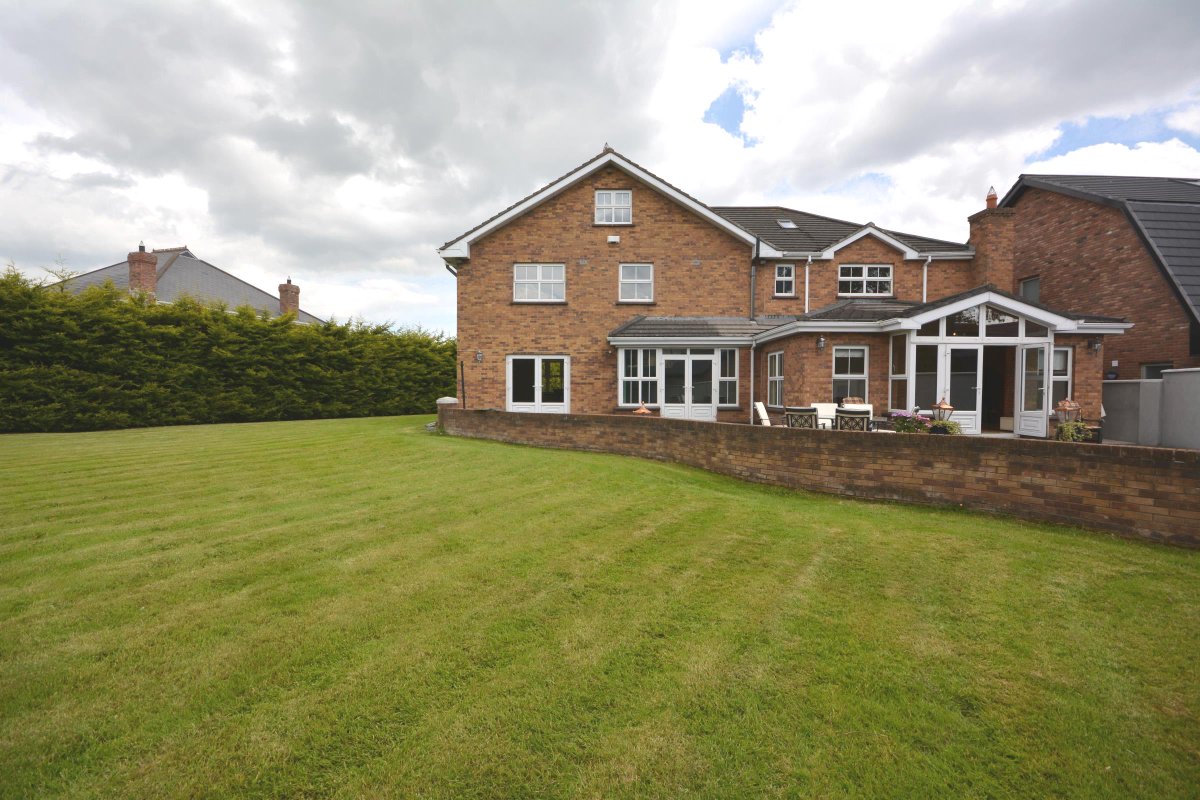Flynnassoc's tweet image. Ard Field, Outfarm Lane, Castleknock, Dublin 15 #newtomarket #excellentlocation #5bed #castleknock myhome.ie/residential/br… @MyHomeProperty