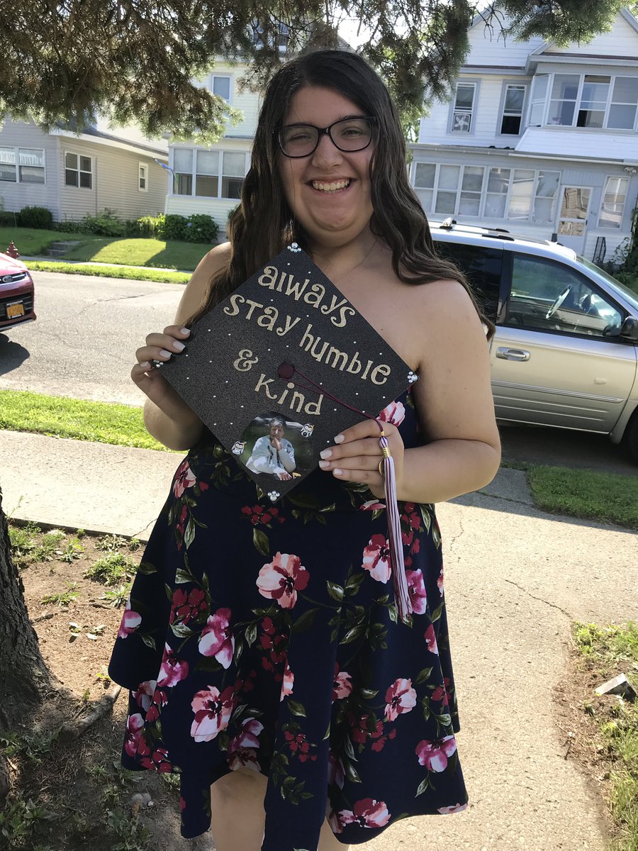 janetherain's tweet image. hey look gram I made it, you had the best seat in that gym👼🏼💗