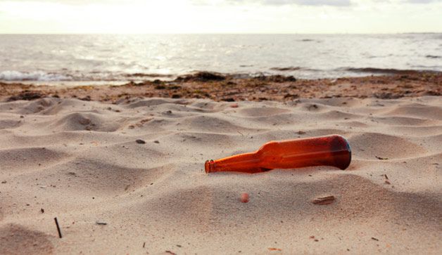 TheCleaningQ's tweet photo. Despite various efforts by various groups to keep the beaches clean, we still see trash on the beach.
Source: https://t.co/g4AikDJZVa
#TheCleaningQuest #CleanerBeach https://t.co/7X7QUEev2n