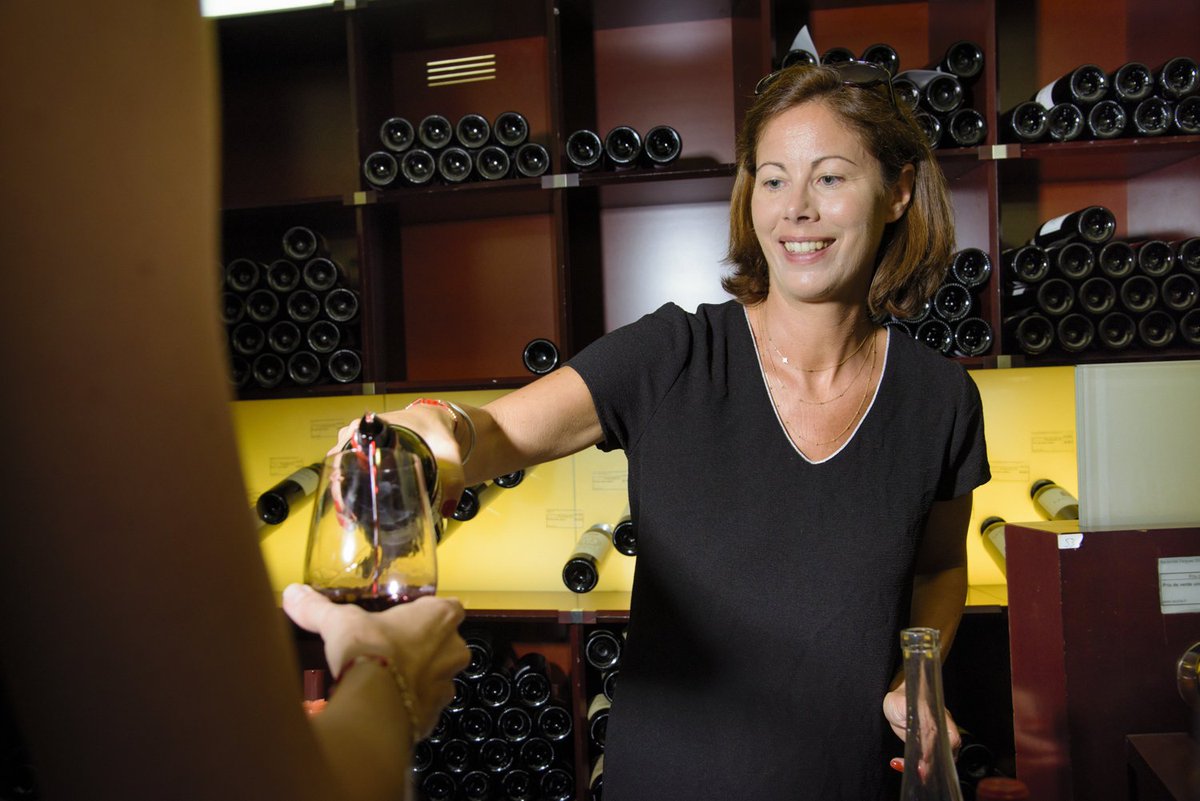 Événement // LAVINIA a eu le plaisir d’accueillir les plus grands châteaux de #Bordeaux lors de la soirée dégustation des #Primeurs2018
Merci à <a href="/ChateauCoutet/">Château Coutet</a> <a href="/LagrangeGCC/">Château Lagrange</a> <a href="/TalbotOfficial/">Château TALBOT</a> <a href="/Chateau_Figeac/">Chateau-Figeac</a> <a href="/BRANE_CANTENAC/">BRANE-CANTENAC</a> <a href="/fxmaroteaux/">François-Xavier Maroteaux</a> <a href="/Carmeshautbrion/">LesCarmesHautBrion</a> <a href="/giscours_gcc/">Château Giscours</a> ...