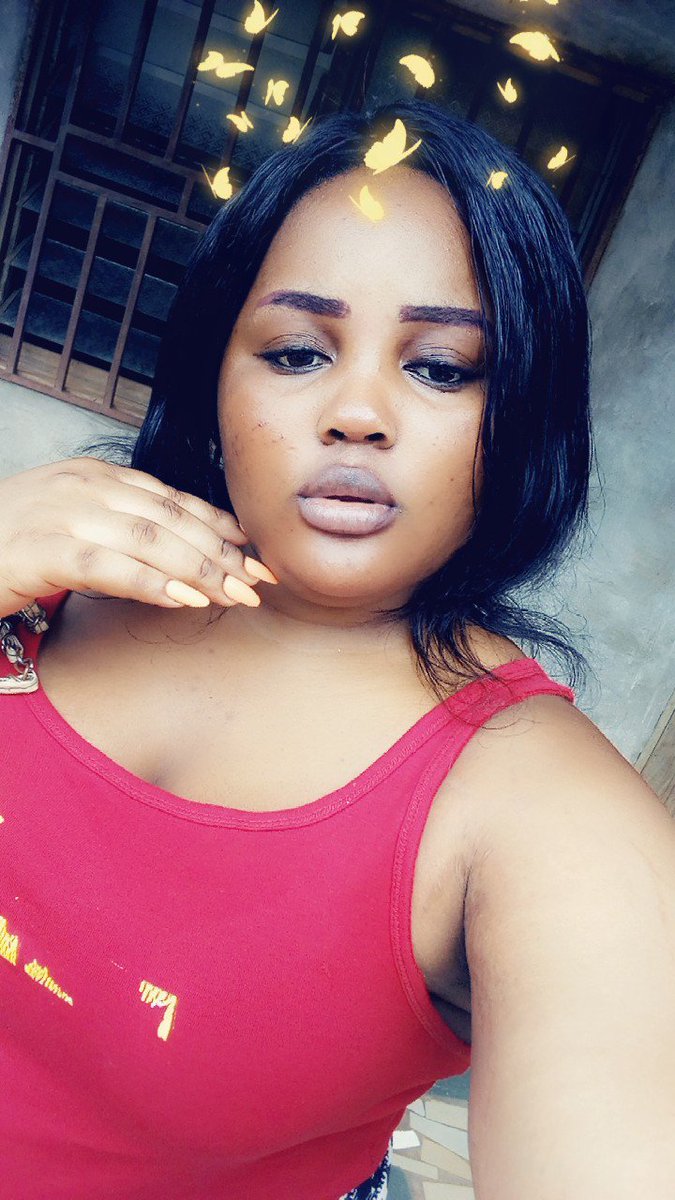 RaybieO's tweet photo. Agreable jeudi a tous
Raybie. Manequin grand taille model punlicitaire 
#theplussizepower
#thecurvyflashmob
#rondeetbelle
,#belle, #ThursdayMotivation , #lookprety https://t.co/0sKNtJq4DX