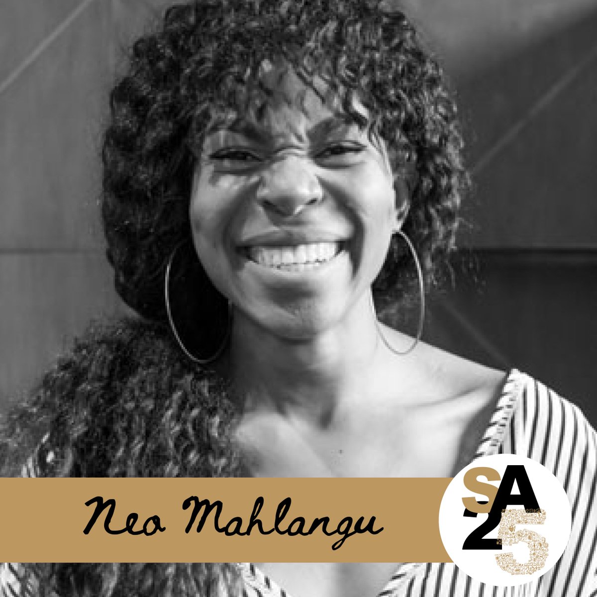 The artist behind the two NEW R2 coins is the talented <a href="/NeneMahlangu/">NENE</a> Read more about these commemorative circulation coins here: bit.ly/2WgiLjN #SA25 #25YearsOfDemocracy #SouthAfrica #SAMint #Coins #Money