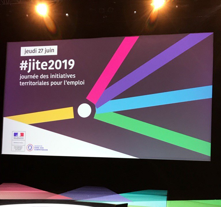 e2cfrance's tweet photo. #Événement : participation à la 6e journée des initiatives territoriales pour l'emploi #jite organisée par le @Minist_Travail. Intervention de Bruno LUCAS, délégué général à l'Emploi et la Formation professionnelle. https://t.co/LKXp0KIY5l