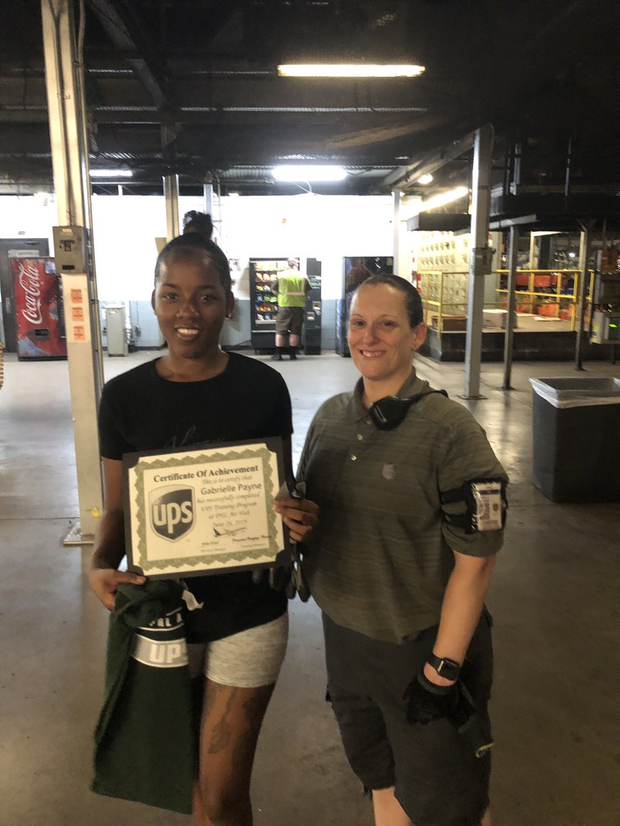 Congratulations to Gabrielle Payne, Secondary 3, for graduating today! #phlsnaps #keys2mysafety <a href="/Franciscovh17/">Francisco</a> <a href="/LaurenCarroll44/">Lauren Carroll</a> <a href="/AirPhl/">PHL Air Hub Allstars</a>