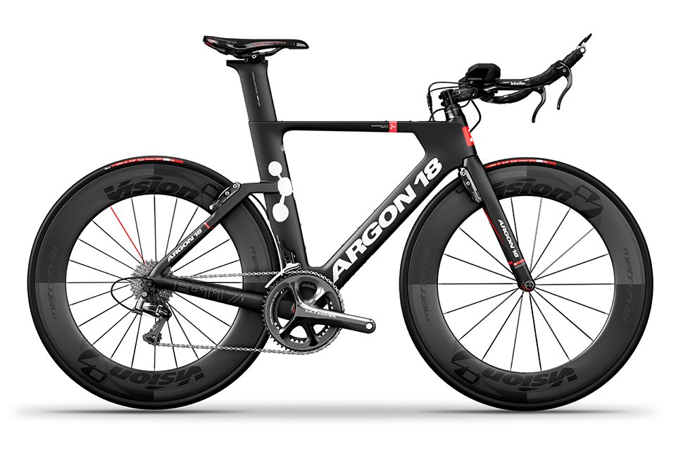 LIQUIDACIÓN POR CAMBIO DE DISTRIBUIDOR!
Llévate la última unidad de la <a href="/Argon18bike/">Argon 18</a> E117Tri a precio de coste!!
Disponible en talla XL. Compra el cuadro suelto o pide tu montaje personalizado.
Infórmate en nuestra web bit.ly/2Ja9Rju o en info@trifanatics.es