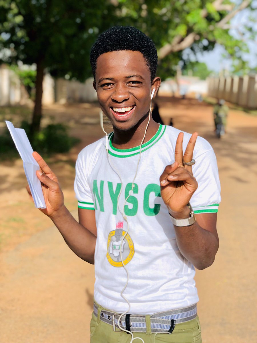 Emjay_mousa's tweet photo. I thank almighty Allah for letting me successfully complete my NYSC service year.
My vote of thanks goes to my parents and all those who loved and cared for me throughout my service year. My deepest gratitude goes to my new friends. May we witness success now and forever ❤️🎊 https://t.co/pHJpAn8kog