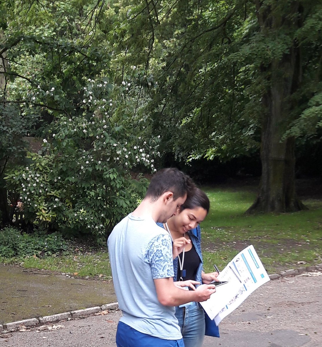 EKerselaers's tweet image. Mimi at work in a park in Gent, testing her tool to map people&apos;s favourite green open spaces #whatsyourfavouriteplace #participatoryGIS  #greenopenspace @RECOMS_ITN @ILVOvlaanderen