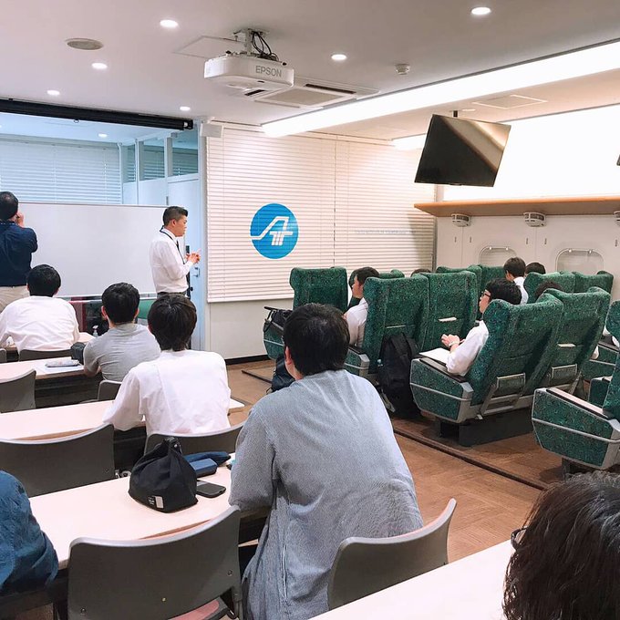 公式 東京観光専門学校さん と Tit321 のやりとり 1 Whotwi グラフィカルtwitter分析 公式 東京観光専門学校さん と Tit321 のやりとり 1 Whotwi グラフィカルtwitter分析