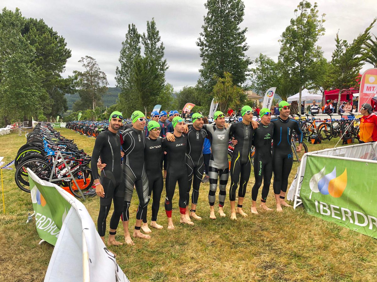 Buenas carreras el pasado finde en Boiro con el <a href="/ctoabluepower/">CTOA</a> aportando todos nuestro 110% para tener al equipo a un paso más de la permanencia en primera división!!! En Sevilla rematamos!!💪🔝💙
🔜 Campeonato de España por Autonomías!!!🔥
#FETriBoiro #bluepower  #TEAMCLAVERIA