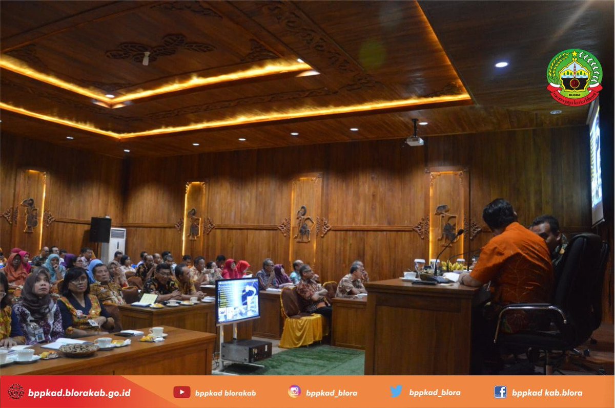 bppkad_blora's tweet image. [ 26 Juni 2019 ] 
Kegiatan Sosialisasi Produk Jasa Teknologi BPPT dan Penjelasan Tentang Sistem Informasi Manajemen Perencanaan, Penganggaran, dan Pelaporan (SIMRAL) dipimpin oleh Bapak Wakil Bupati , didampingi Bapak Sekda, Asisten Pemerintahan dan Kesra.