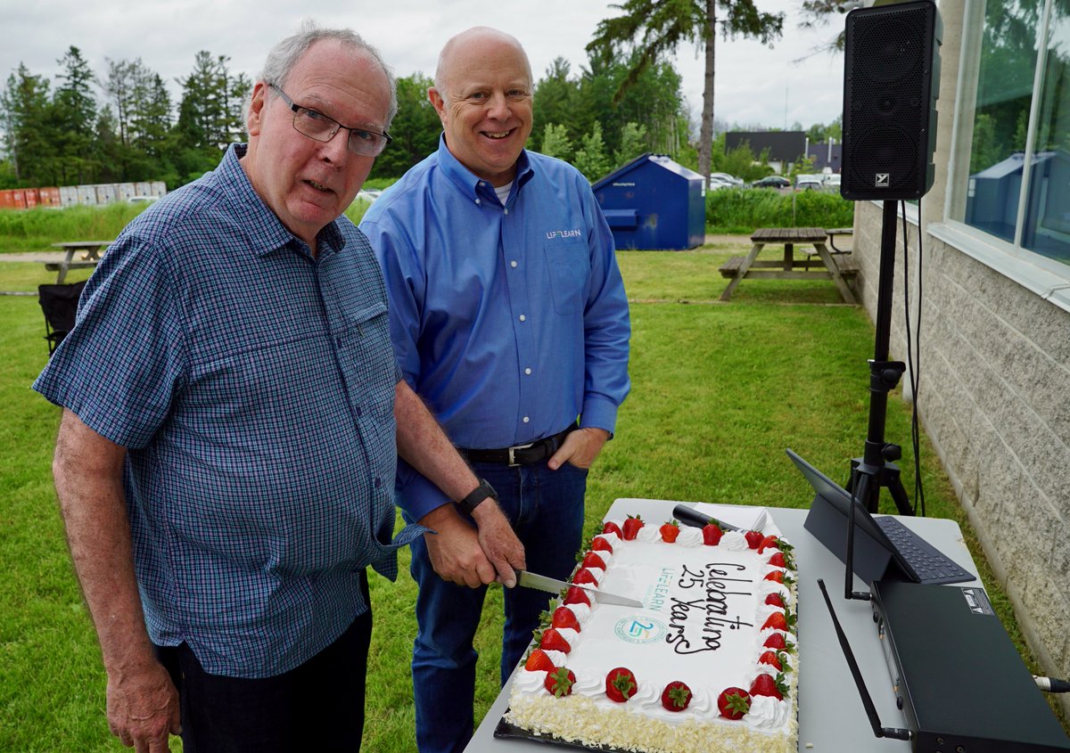 LifeLearnInc's tweet image. This week, our team celebrated LifeLearn’s 25th anniversary with a gala BBQ! 25 years is such a great milestone for us, and we’re looking forward to many more years of continued innovation and excellence!