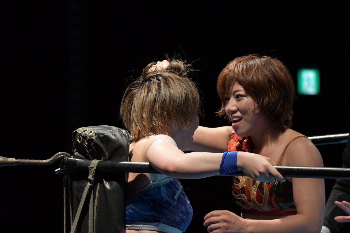 SuperLight977's tweet image. 2019.06.27
#ACT41
#AWG
#アクトレスガールズ

第5試合
#高瀬みゆき 選手 vs #松井珠紗 選手

#みゆ姐 の目が全力であることを語っている。