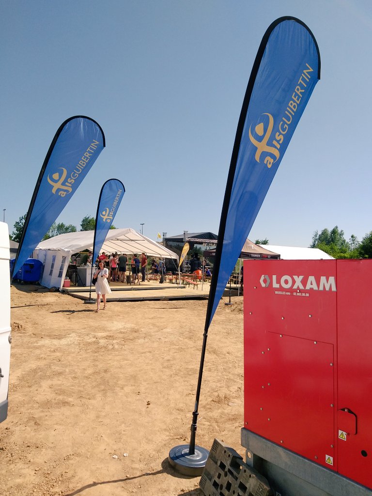 AxisGuibertin's tweet photo. @AxisGuibertin
#AxisBeach 2019 a debute.
Au programme:challenge inter-entreprises, demo professionnelle, Afterwork et concert.
Chaleur, bonne humeur, spectacle et ambiance garantis.
#OneTeamOneClubOneFamily❤ https://t.co/FMvTdM7w1J