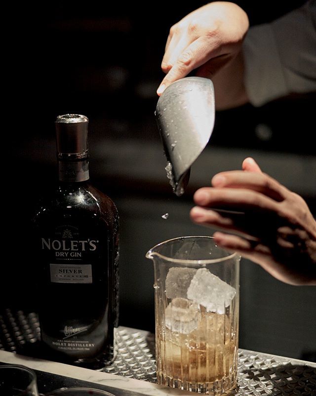 @the18throom fixing my Nolet's gin craving a few months back in #NewYork⠀⠀⠀⠀⠀⠀⠀⠀⠀
#NoletsGin⠀⠀⠀⠀⠀⠀⠀⠀⠀
#FamilyYouMake ift.tt/2YitsEn