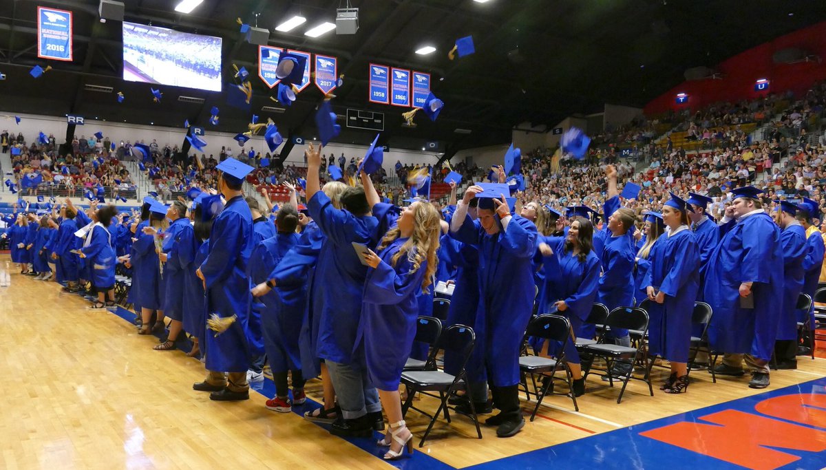 ronnroehm's tweet photo. Thank you Hutchison High School for 21 wonderful years and a lifetime of memories. Be Honorable, Scholarly, Persistent, and Compassionate. https://t.co/G2CvOVgc3f