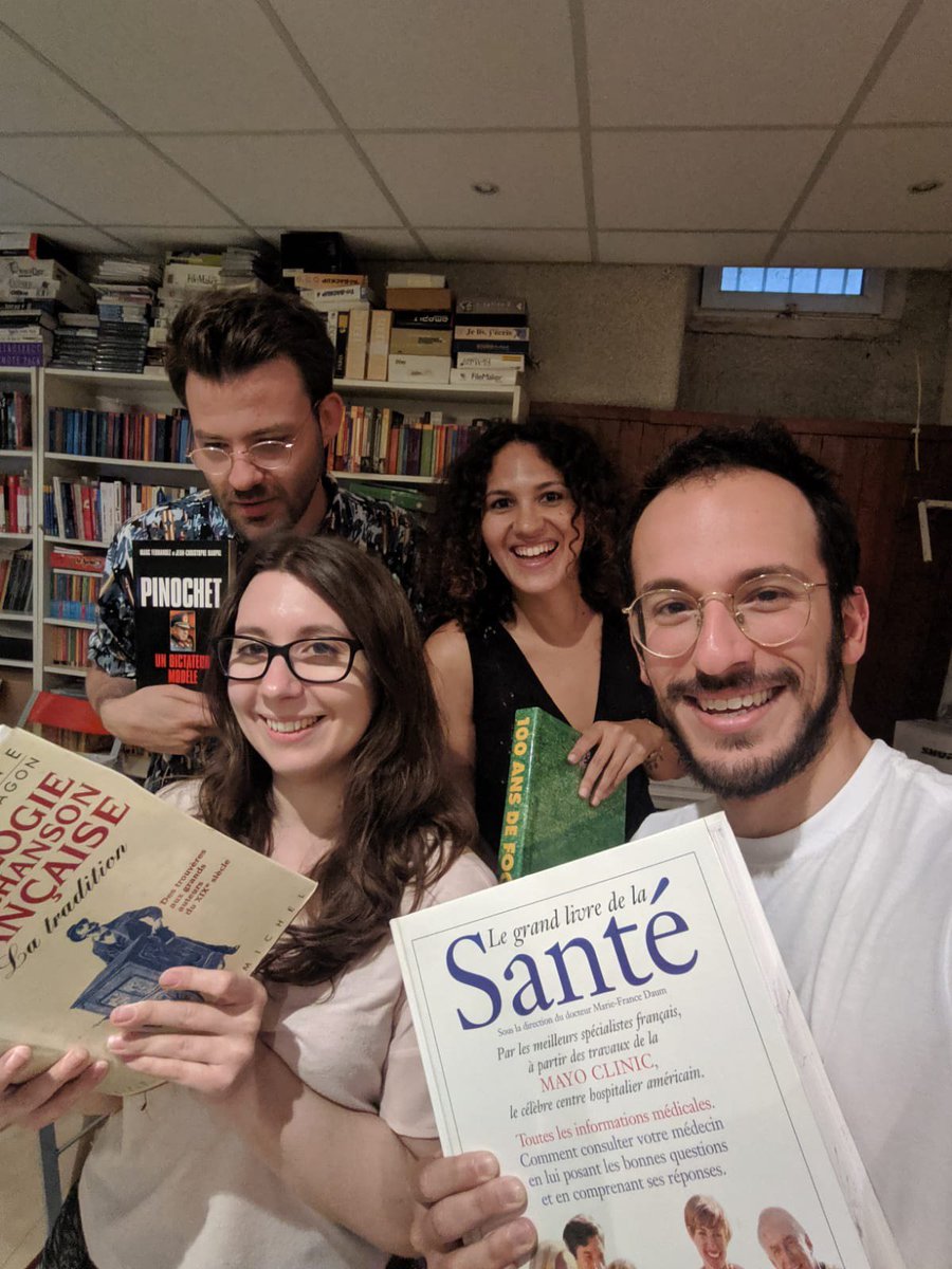 LeMeilleurOff's tweet photo. 🎙️ NOUVEL ÉPISODE 🎙️
Quel est le Meilleur Livre pour l'Été ? 😎📚🏖️
On en parle avec @lucie_ksml et Nawal de @MissB_ook 
Dispo sur Itunes https://t.co/Y457Y0qJ9F 
Spotify https://t.co/n6pr8AXE5w 
Soundcloud https://t.co/qrsMDOzkO8

Spoiler : c'est pas Ratus qui a gagné https://t.co/zkiSN4LzGI