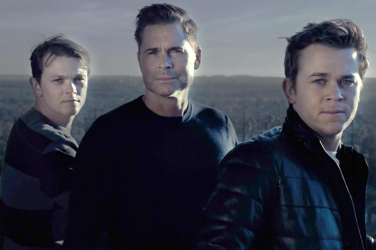 Thor_2000's tweet photo. I kind of miss #TheLoweFiles - It bothers me thinking @RobLowe and his boys are somewhere out there exploring a haunted house with a film crew - https://t.co/AUazbkG7C8