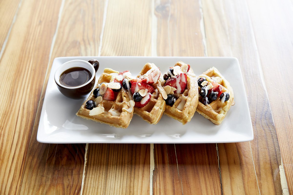 Satisfy your sweet tooth at the Mudsmith / Pints and Quarts Dallas combo location at the #CentrumBuilding!