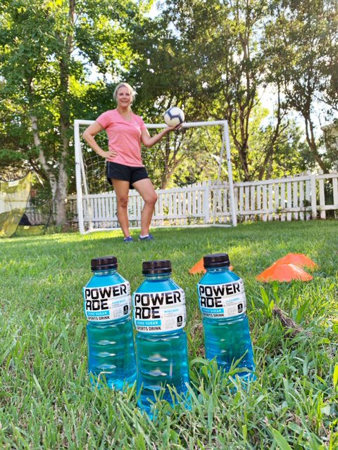 Fennell_Seeds's tweet photo. Are you watching the Womens World Cup? We are obsessed #AD Did you know when you purchase @powerade 8-packs at Walmart they are donating up to $50,000 to the U.S. Soccer Girls Development Academy? #powertheirgoals #poweryourgoal https://t.co/uka2xIrJFU https://t.co/xHPMtuAqlT