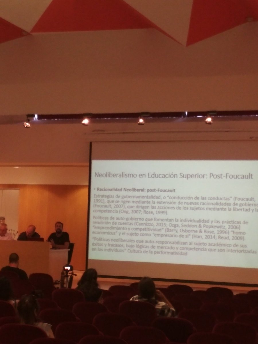 Neoliberalismo la N #educación  suporior: post Foucault, según Geu Saura de la <a href="/CanalUGR/">Universidad Granada</a> #VencuentroYIIJel <a href="/SConocimientos/">Revista Socializar Conocimientos</a> <a href="/RedINCHE/">Red de Investigadoras/es Chilenas/os</a>