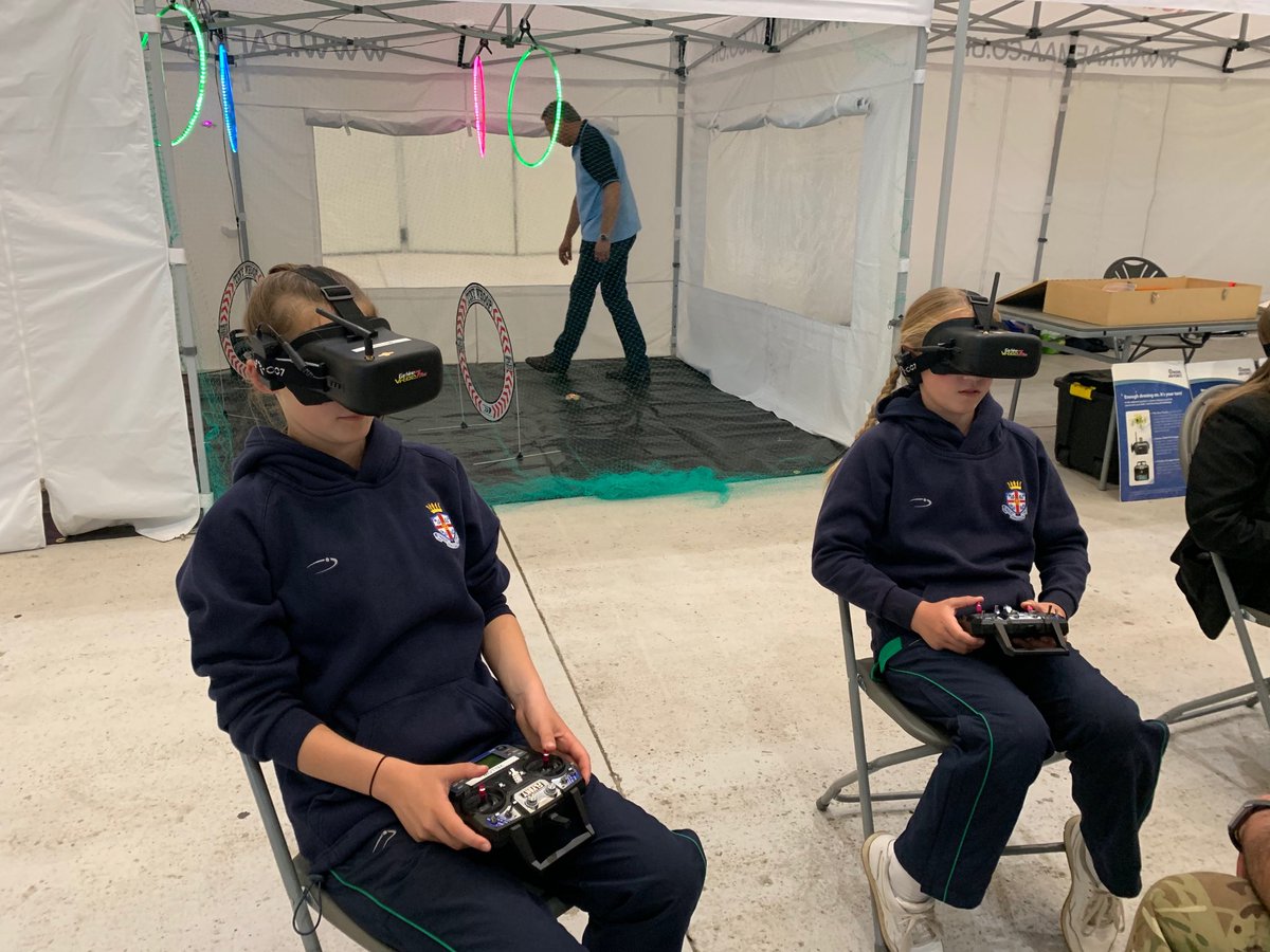 Medmo42's tweet photo. Car built time to fly a drone ⁦@RoyalNavy⁩ ⁦@RoyalAirForce⁩ ⁦@RHSSuffolk⁩ ⁦@BlakeHouseRHS⁩ https://t.co/S5caZxFrD8