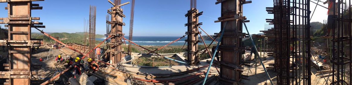 Die ersten Wände stehen bald! Sicht durch eines unserer zukünftigen Gästezimmer 🌴❤️☀️ #villachibo #tampahhills