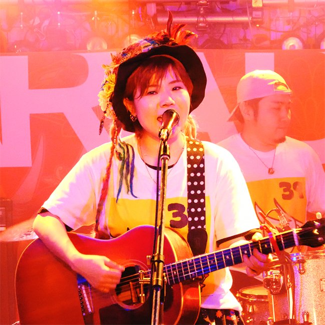 SOLEIL_ENT's tweet photo. 4月25日に開催した、所属アーティスト初の合同ライブイベント「3PARADOX209」はおかげさまで好評のうちに無事終了しました。参加して頂いた皆様、ありがとうございましたまだまだあと4回駆け抜けていきますので応援よろしくお願いします。 https://t.co/wnMSULkjul